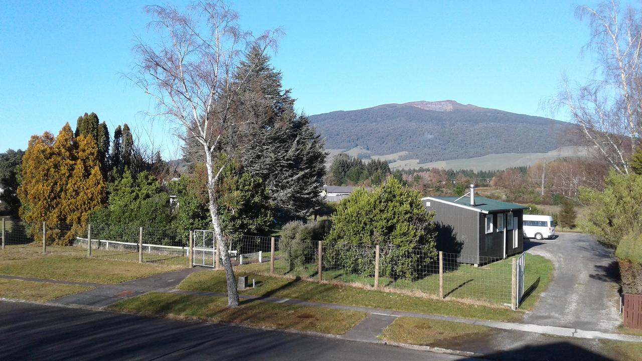 The Barn In Turangi Villa Buitenkant foto